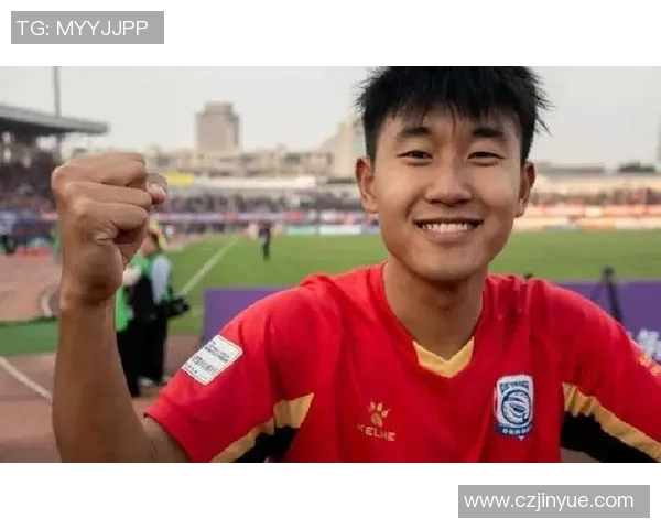 德阳籍足球明星是谁揭秘他的成长历程与成就